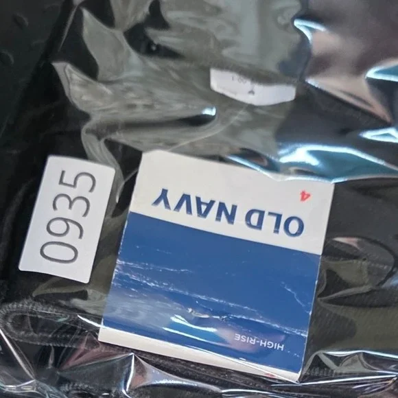 Old Navy Womens High Rise Black Denim Mini Skirt Raw Hem Size 4 - Picture 8 of 8